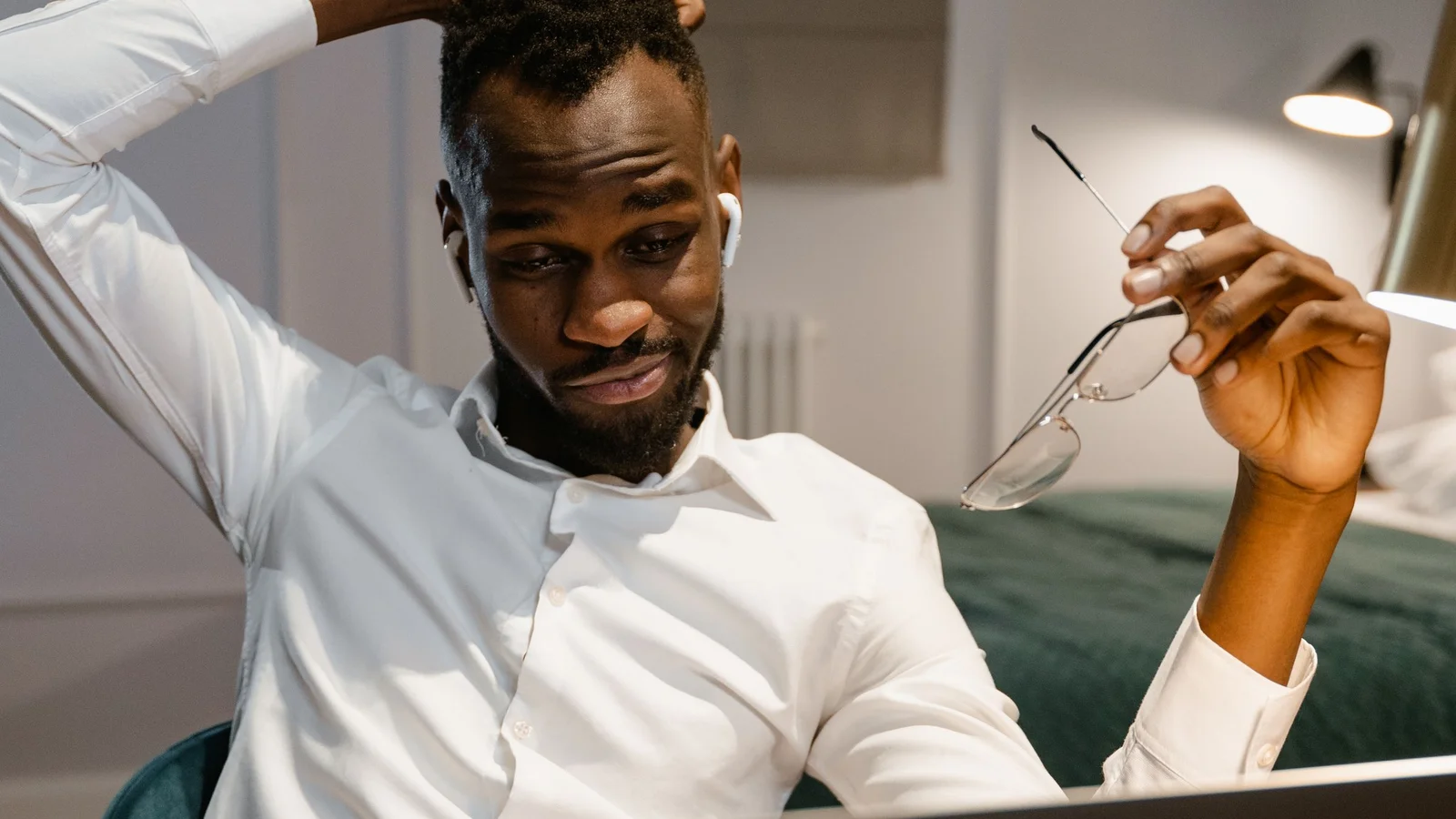 How to Set Up a Remote Work Routine in a New City