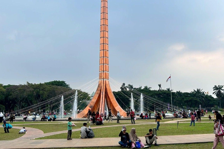 What Are the Best Places to Visit in Jakarta with Family?