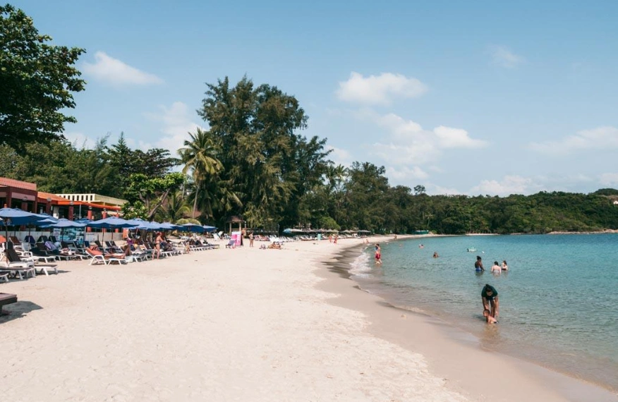 Choeng Mon Beach