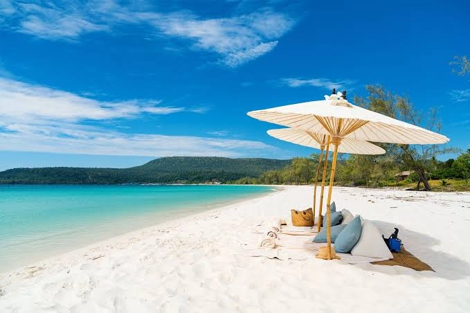 Which Koh Rong Beaches Are Best for a Quiet Getaway?