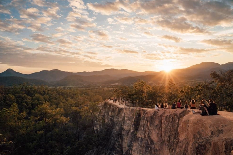 What Are the Best Places to Visit in Pai at Sunset?