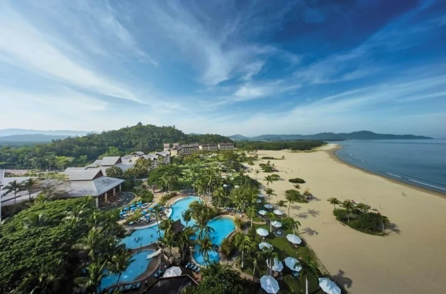 Shangri-La Tanjung Aru sunset